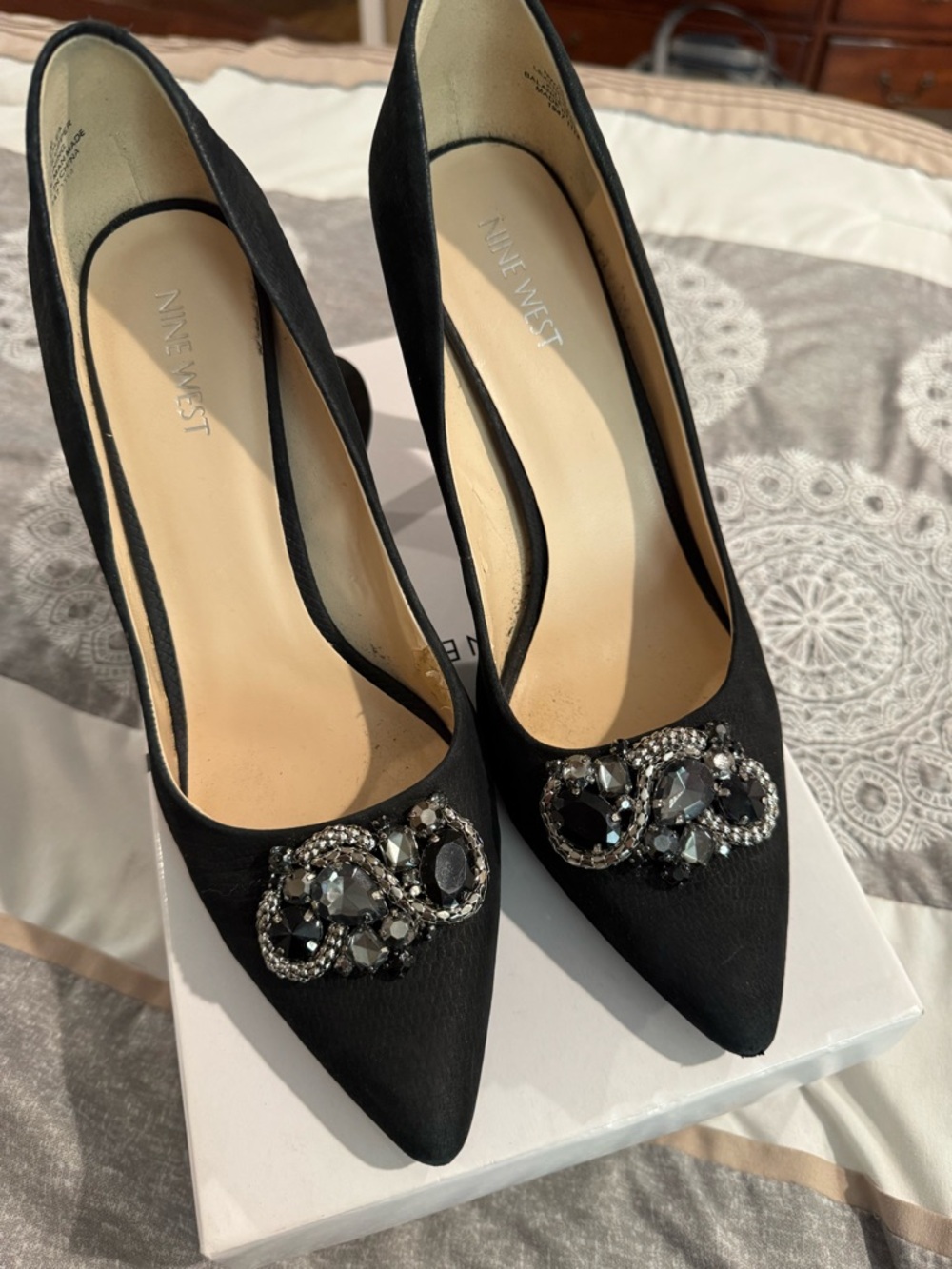 Nine West Black Crystal-Embellished Pointed Pumps